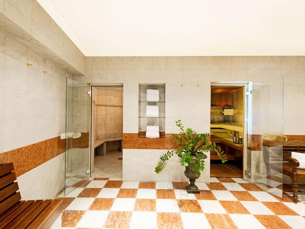 Dormero Hotel Halle Halle  Eksteriør bilde